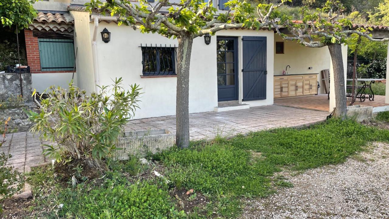 Le Cabanon Hotel Collobrieres Exterior photo